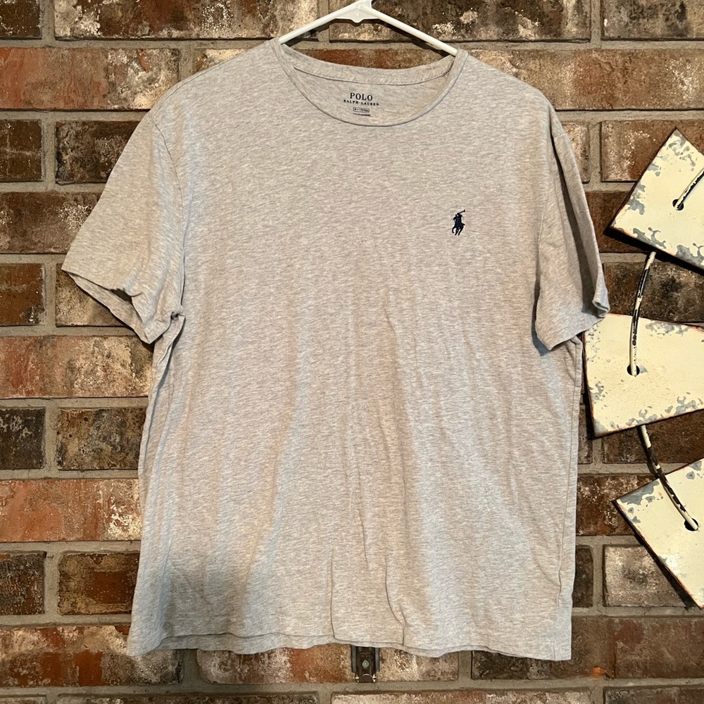 Size M Polo Gray Tshirt
